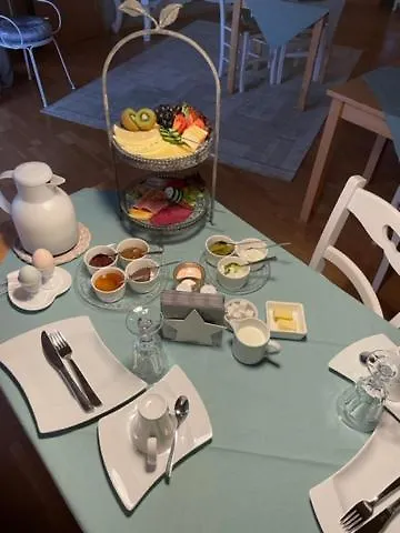 بيت ضيافة Gaestehaus Chalet-perle 3*